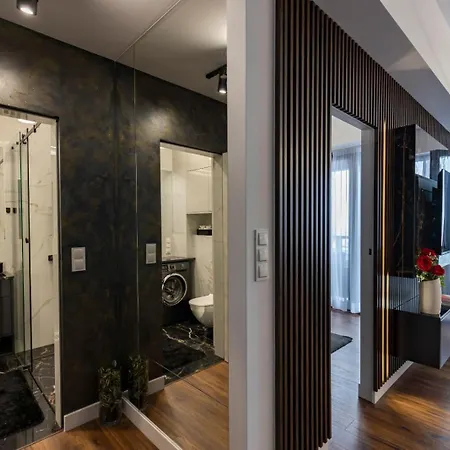 Apartament Skyline - Hanza Tower *