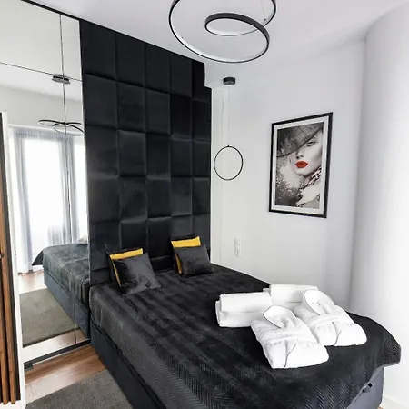 Skyline - Hanza Tower