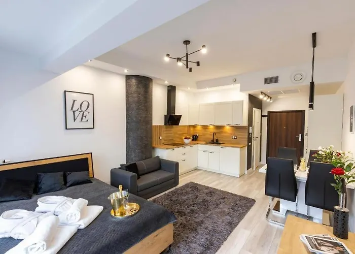 Franko - Hanza Tower *